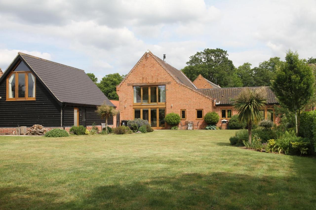 Superb Stokesby Barn Apartment - Norfolk Broads & Norwich Dış mekan fotoğraf