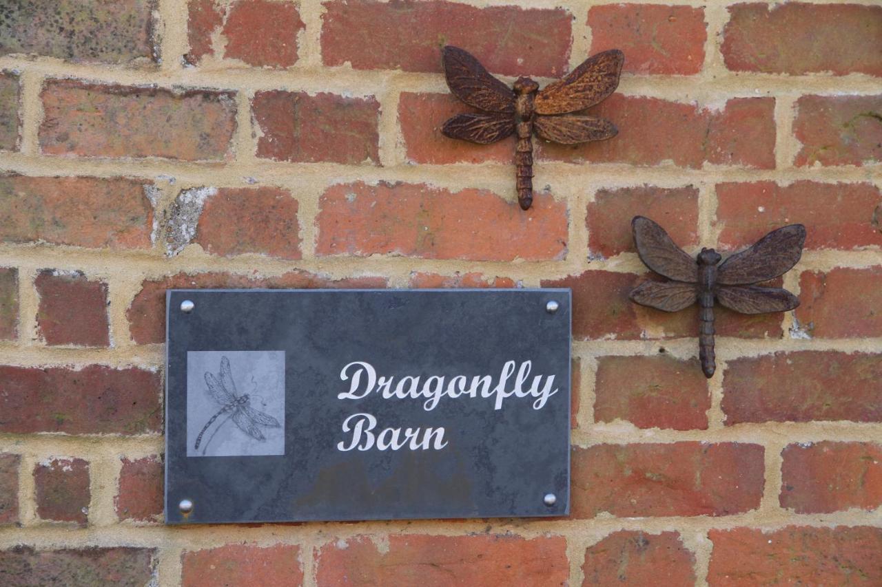 Superb Stokesby Barn Apartment - Norfolk Broads & Norwich Dış mekan fotoğraf